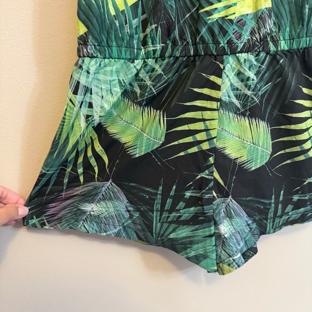 Fabletics Dash Romper Green Medium - image 4